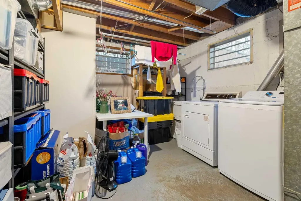 2816 24 Street NW Calgary AB T2M 3Z3