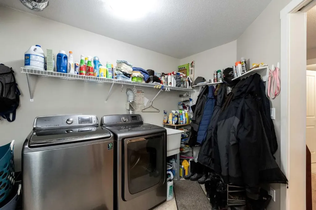 107 Morris Court Blackfalds AB T4M 0B3