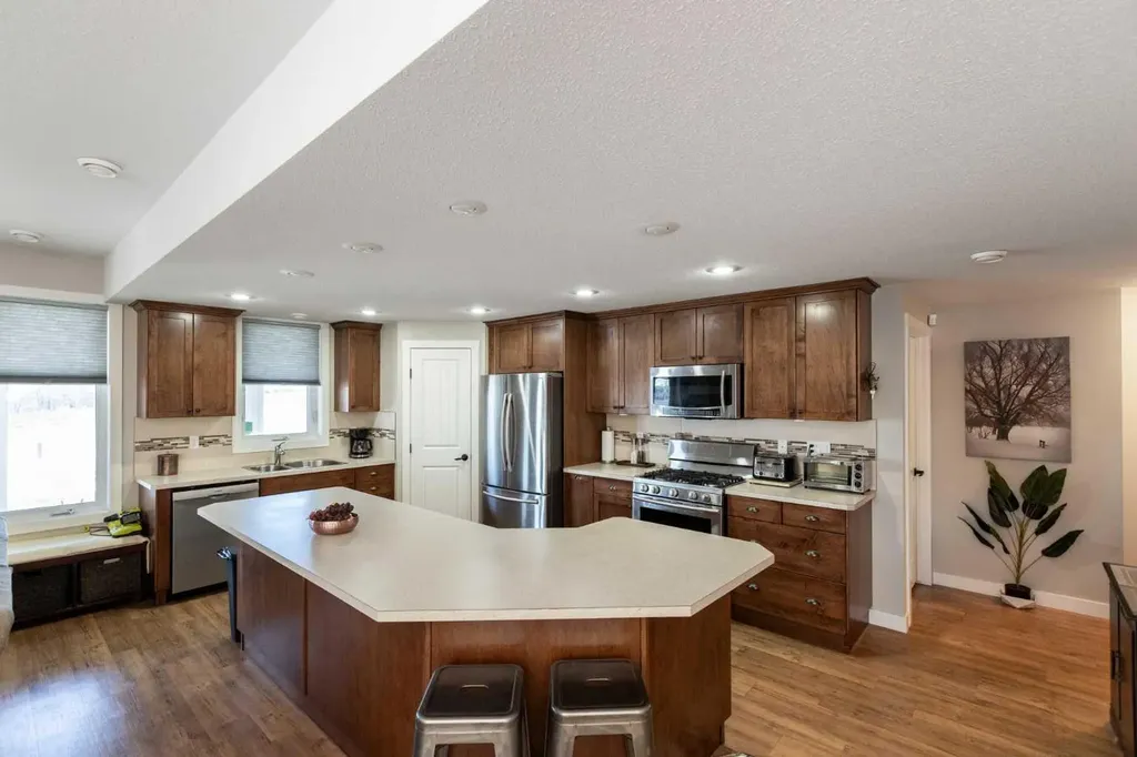 107 Morris Court Blackfalds AB T4M 0B3