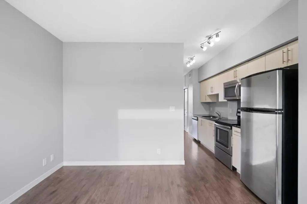 1740 9 Street NW Calgary AB T2M 4Z5