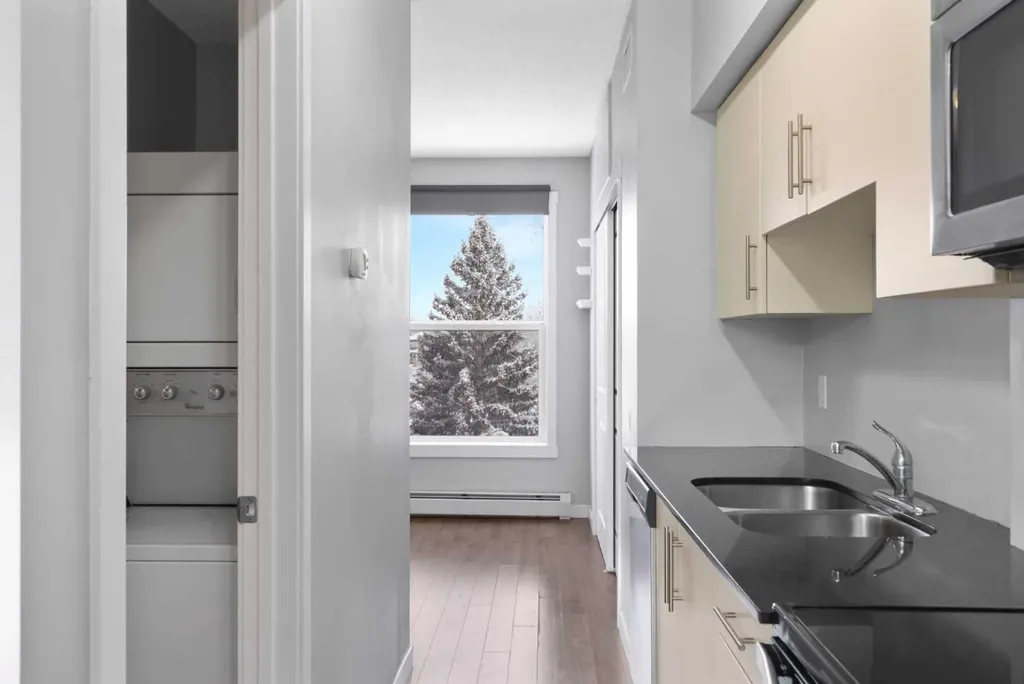 1740 9 Street NW Calgary AB T2M 4Z5