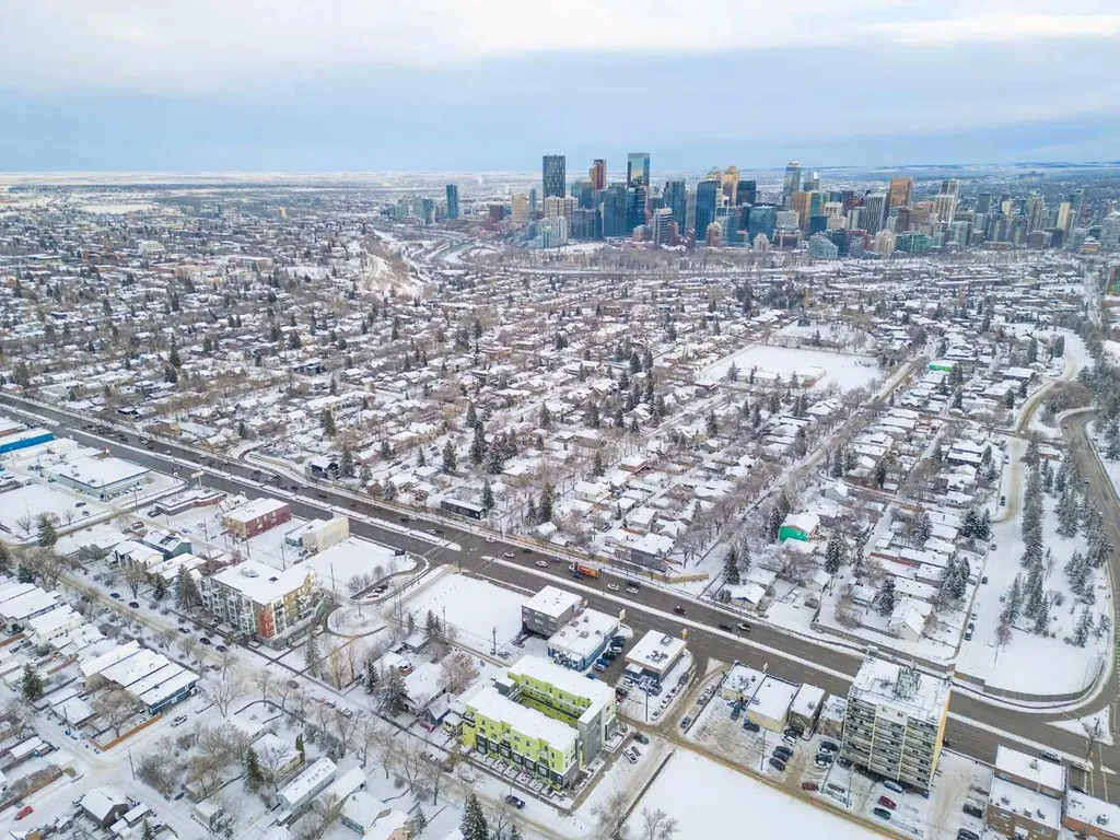 1740 9 Street NW Calgary AB T2M 4Z5