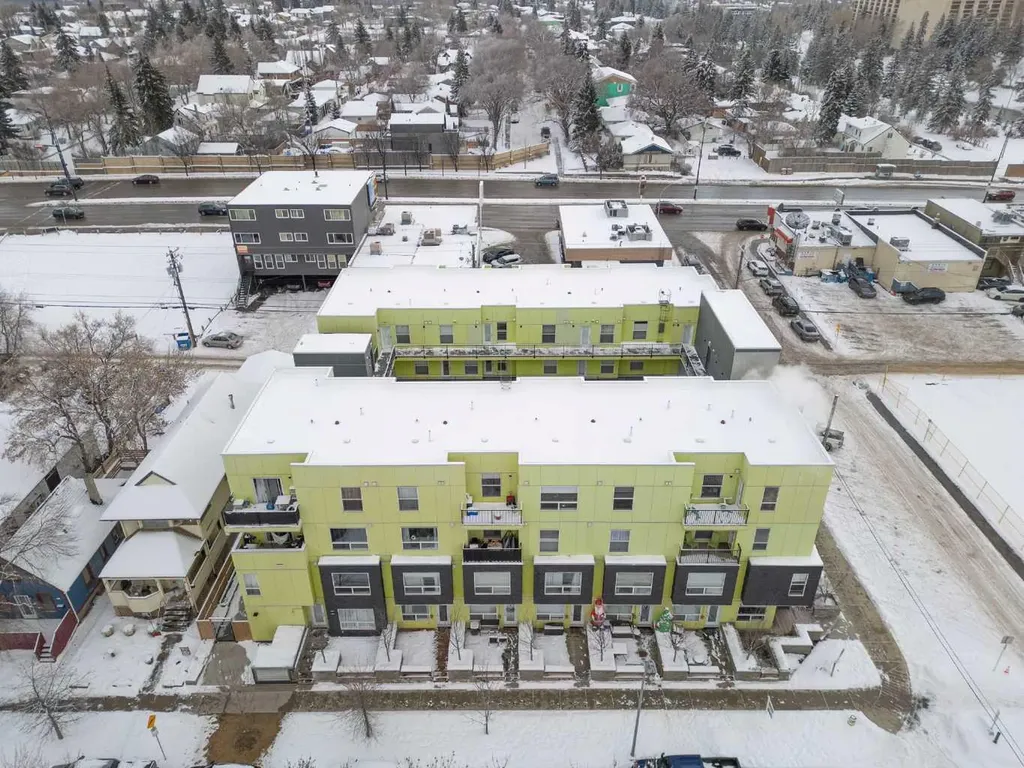 1740 9 Street NW Calgary AB T2M 4Z5