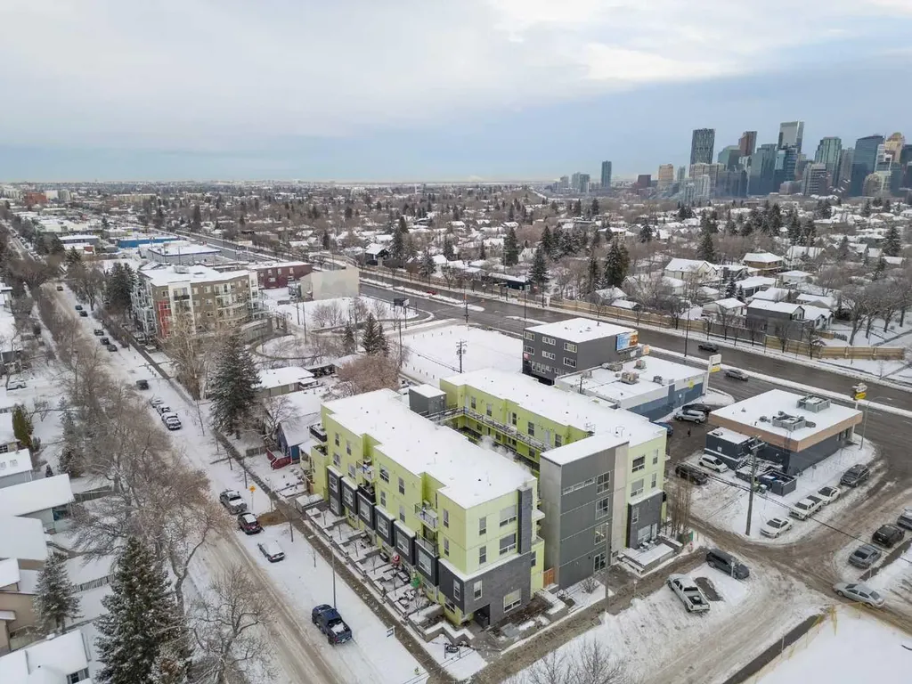 1740 9 Street NW Calgary AB T2M 4Z5