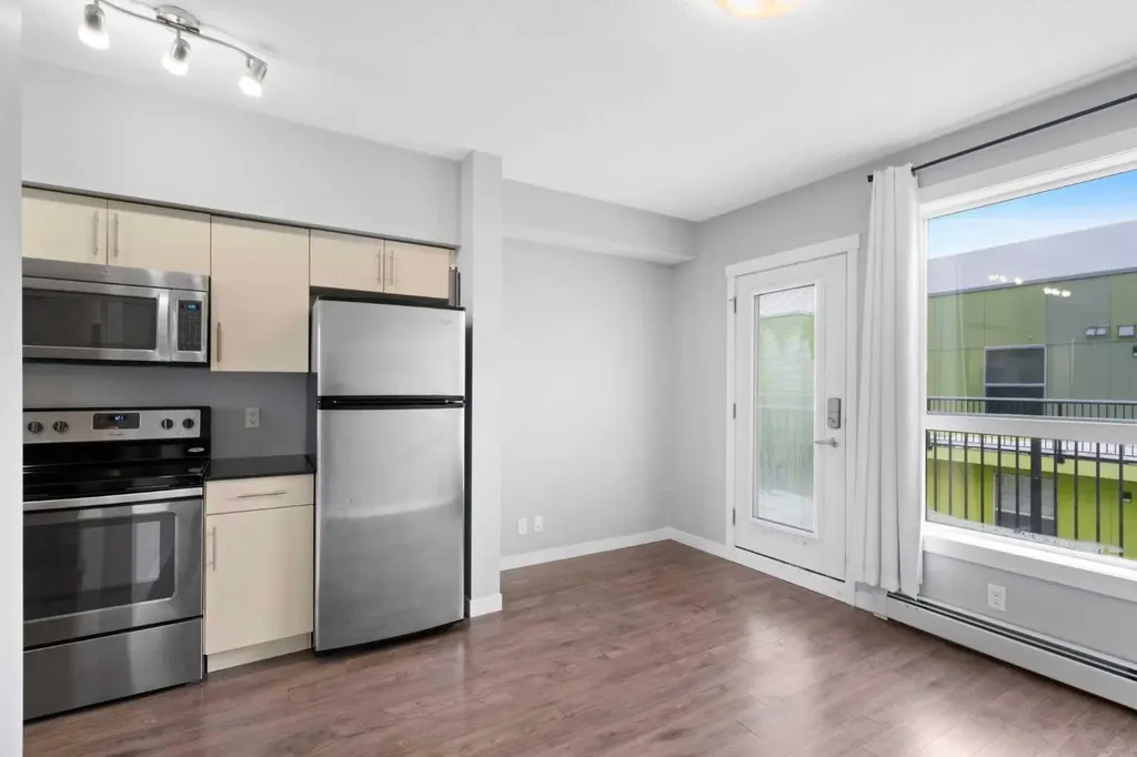 1740 9 Street NW Calgary AB T2M 4Z5