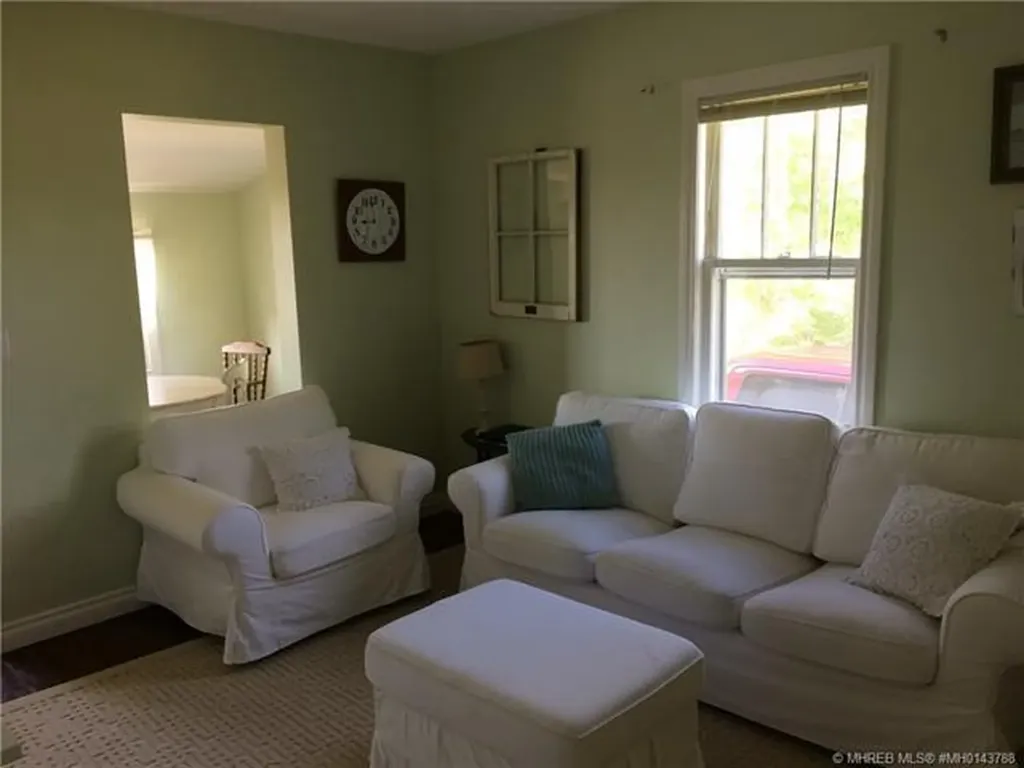 132 3 Avenue E Empress AB T0J 1E0