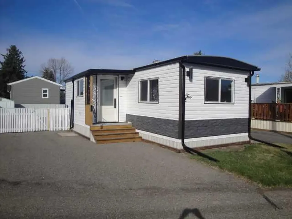 2300 13th Street N Lethbridge AB T1H 4E8