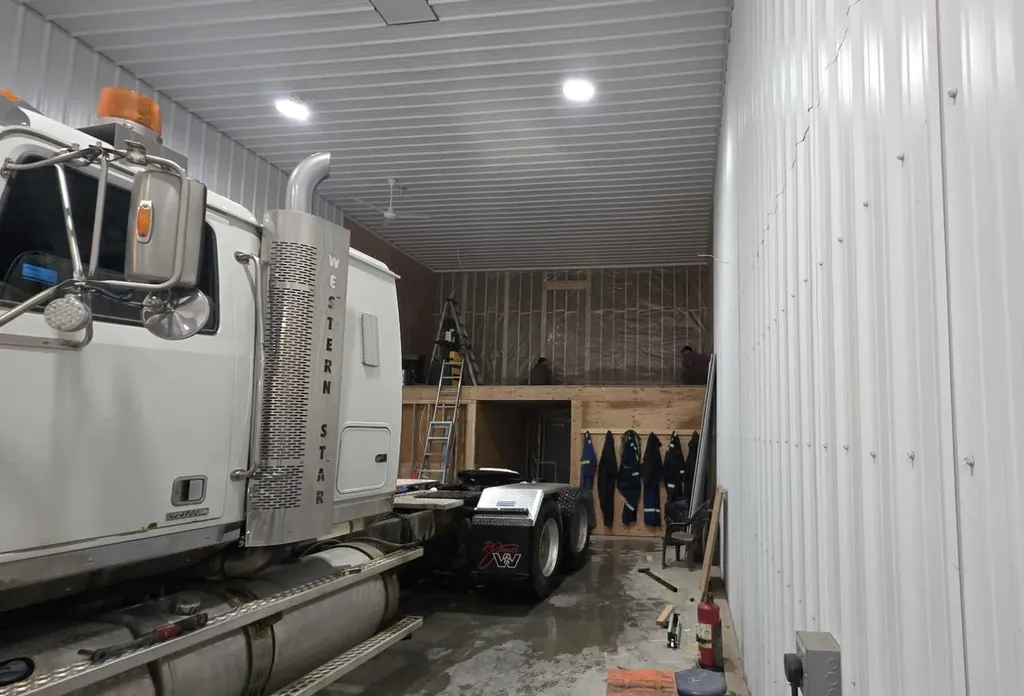 32580 Range Road 11 Rural Mountain View County AB T4H 4N1