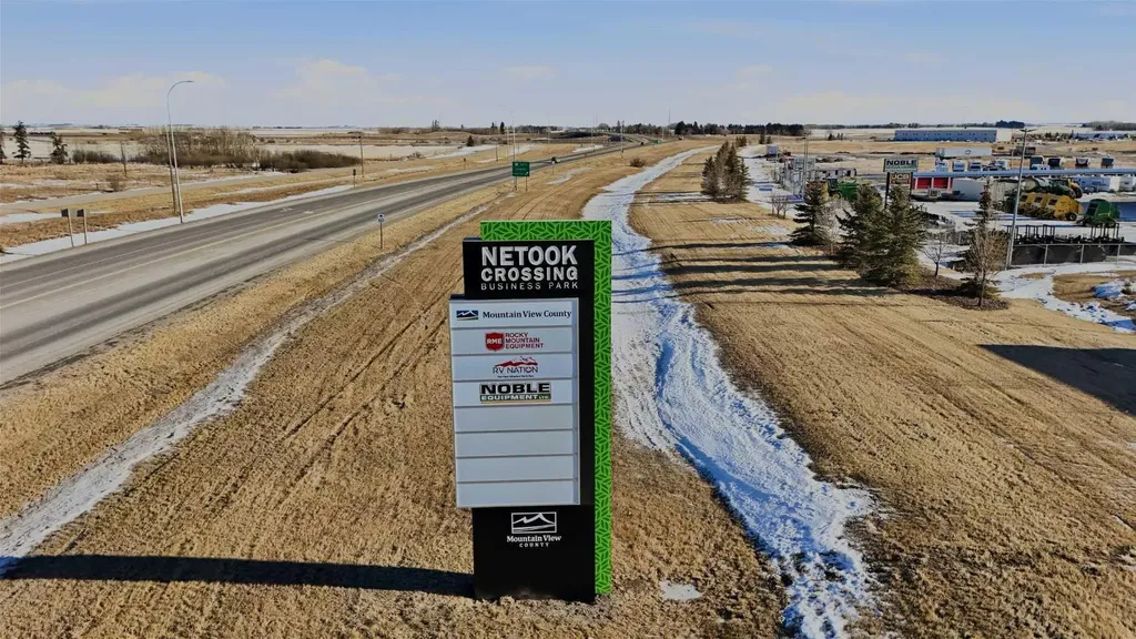 32580 Range Road 11 Rural Mountain View County AB T4H 4N1