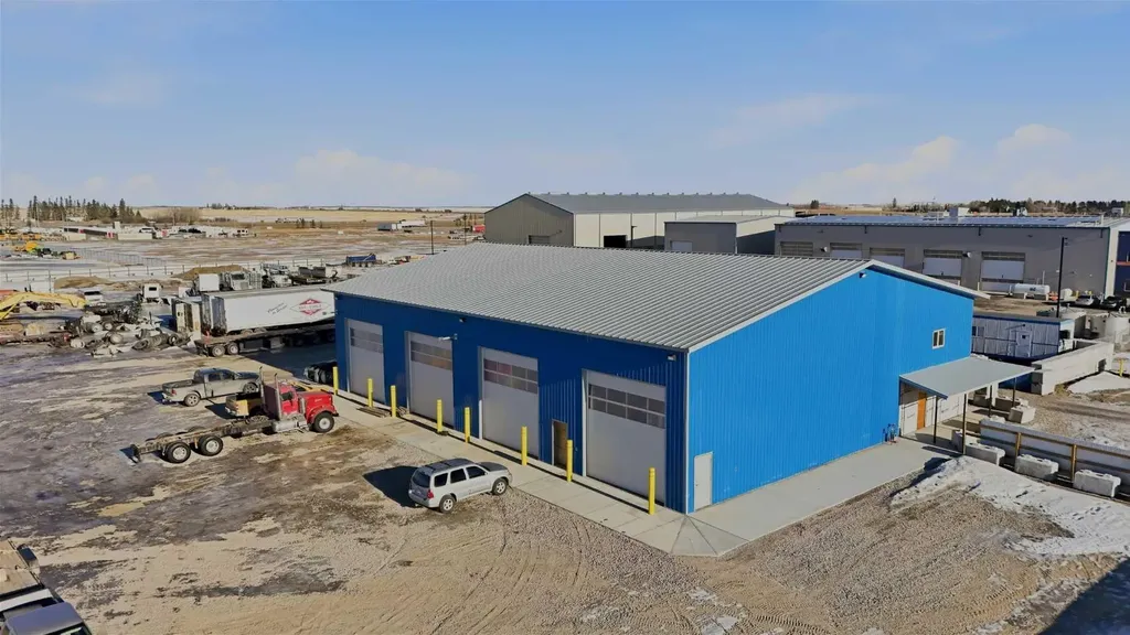 32580 Range Road 11 Rural Mountain View County AB T4H 4N1