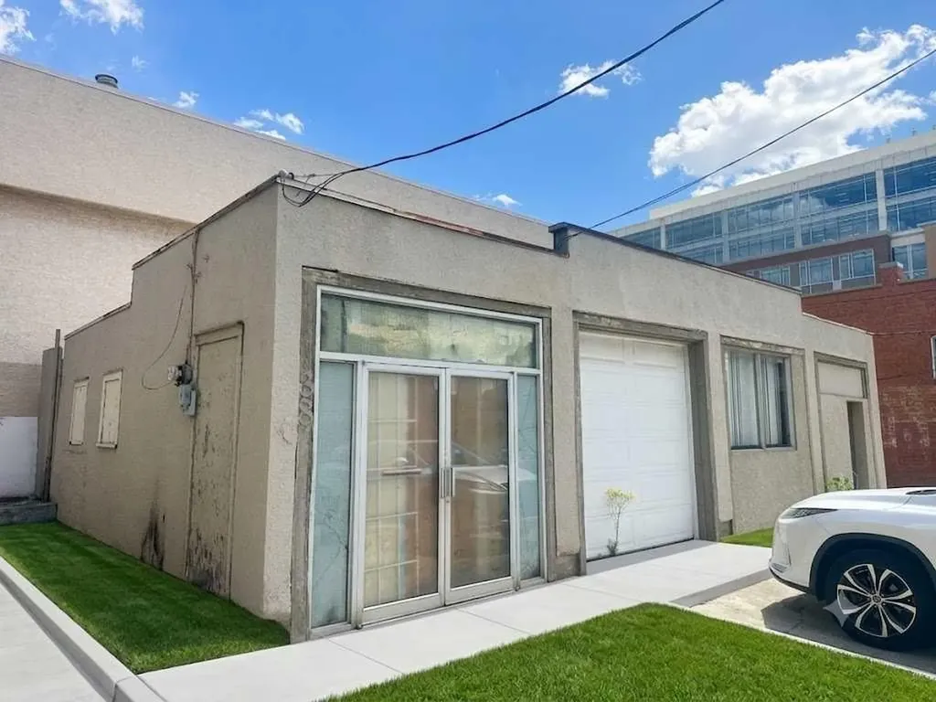 601 Marsh Road NE Calgary AB T2E5B4