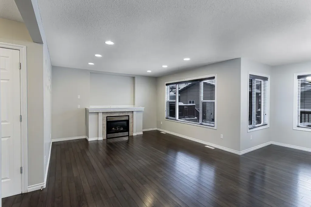 207 Loutit Road Fort Mcmurray AB T9K 0L6