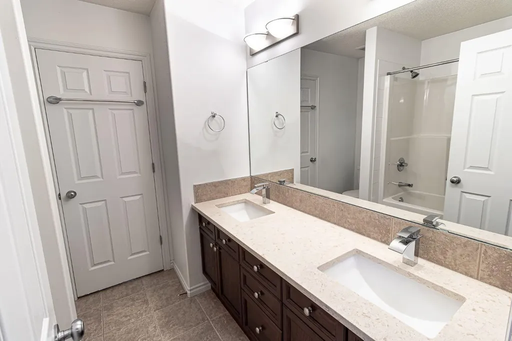 207 Loutit Road Fort Mcmurray AB T9K 0L6