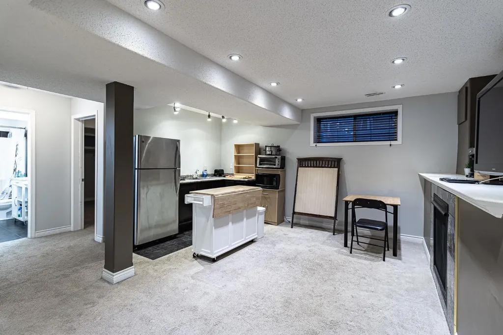 207 Loutit Road Fort Mcmurray AB T9K 0L6