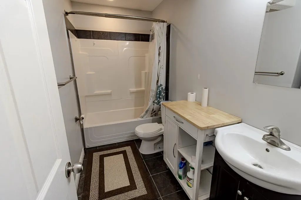 207 Loutit Road Fort Mcmurray AB T9K 0L6