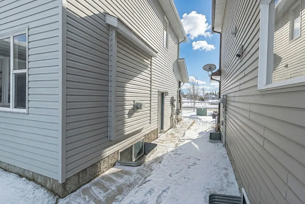 207 Loutit Road Fort Mcmurray AB T9K 0L6