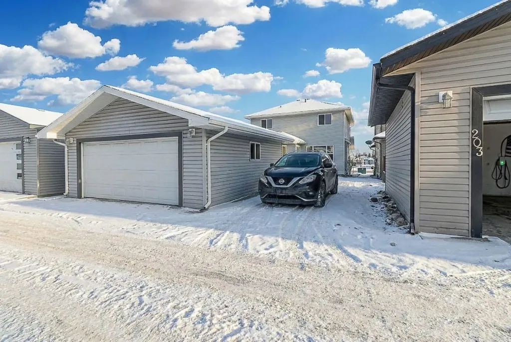207 Loutit Road Fort Mcmurray AB T9K 0L6