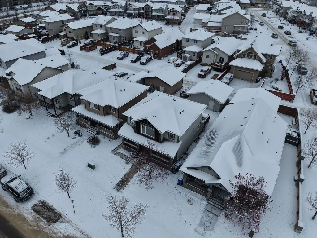 207 Loutit Road Fort Mcmurray AB T9K 0L6
