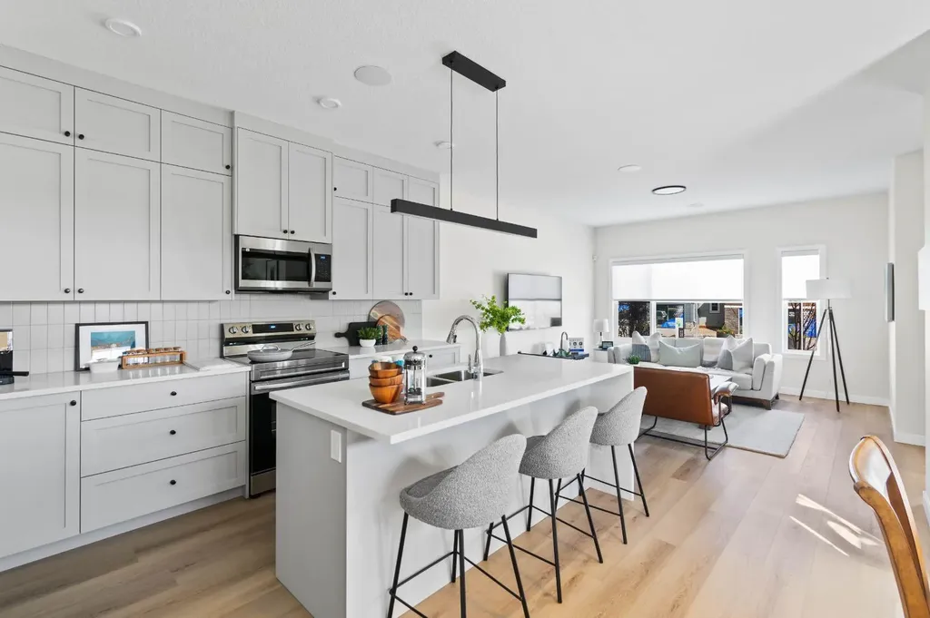 149 Lewiston Street NE Calgary AB T3P 3A7