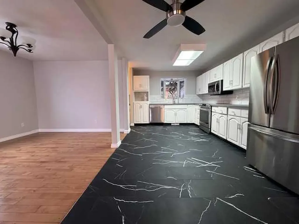 5226 18 Avenue Edson AB T7E 1G9