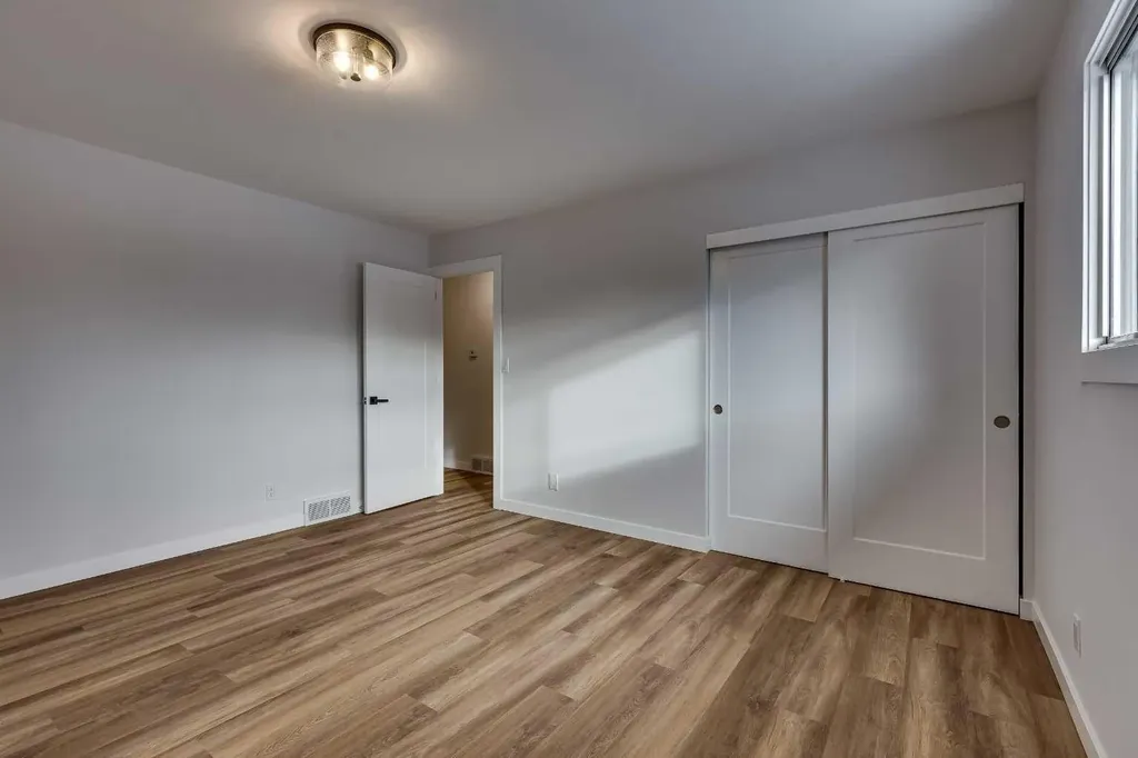 107 Greig Drive Red Deer AB T4P2M4