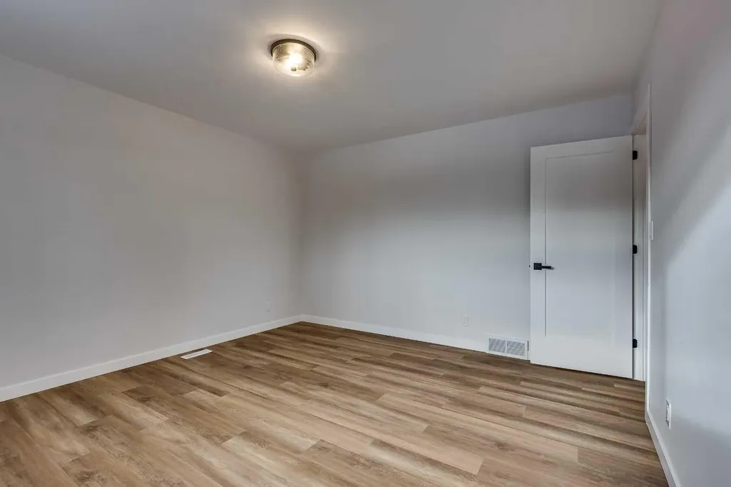 107 Greig Drive Red Deer AB T4P2M4
