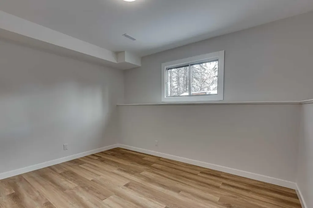 107 Greig Drive Red Deer AB T4P2M4