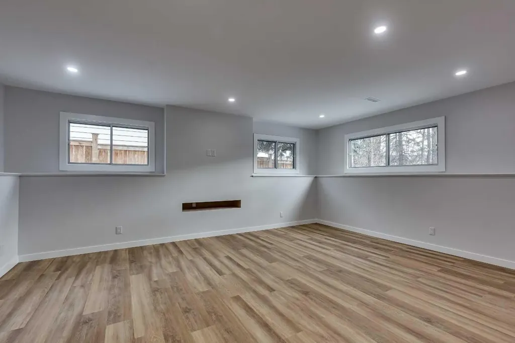107 Greig Drive Red Deer AB T4P2M4