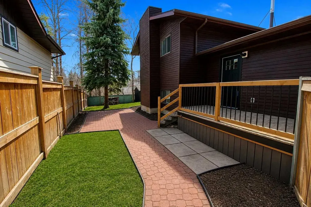 107 Greig Drive Red Deer AB T4P2M4