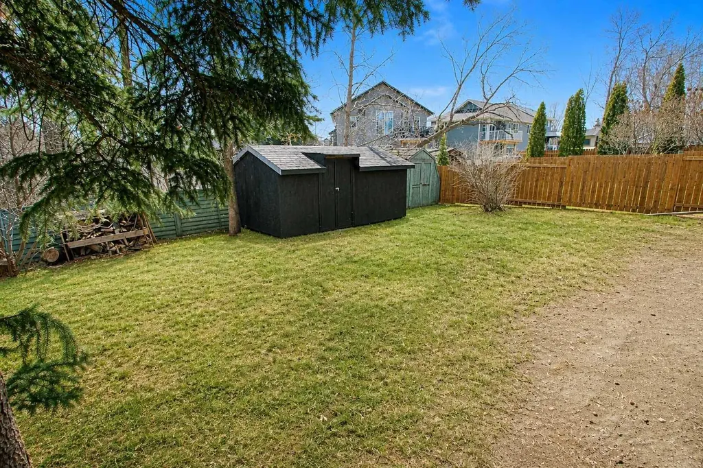 107 Greig Drive Red Deer AB T4P2M4