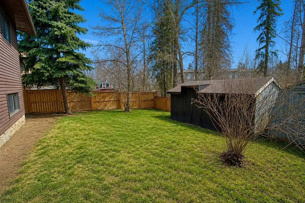 107 Greig Drive Red Deer AB T4P2M4
