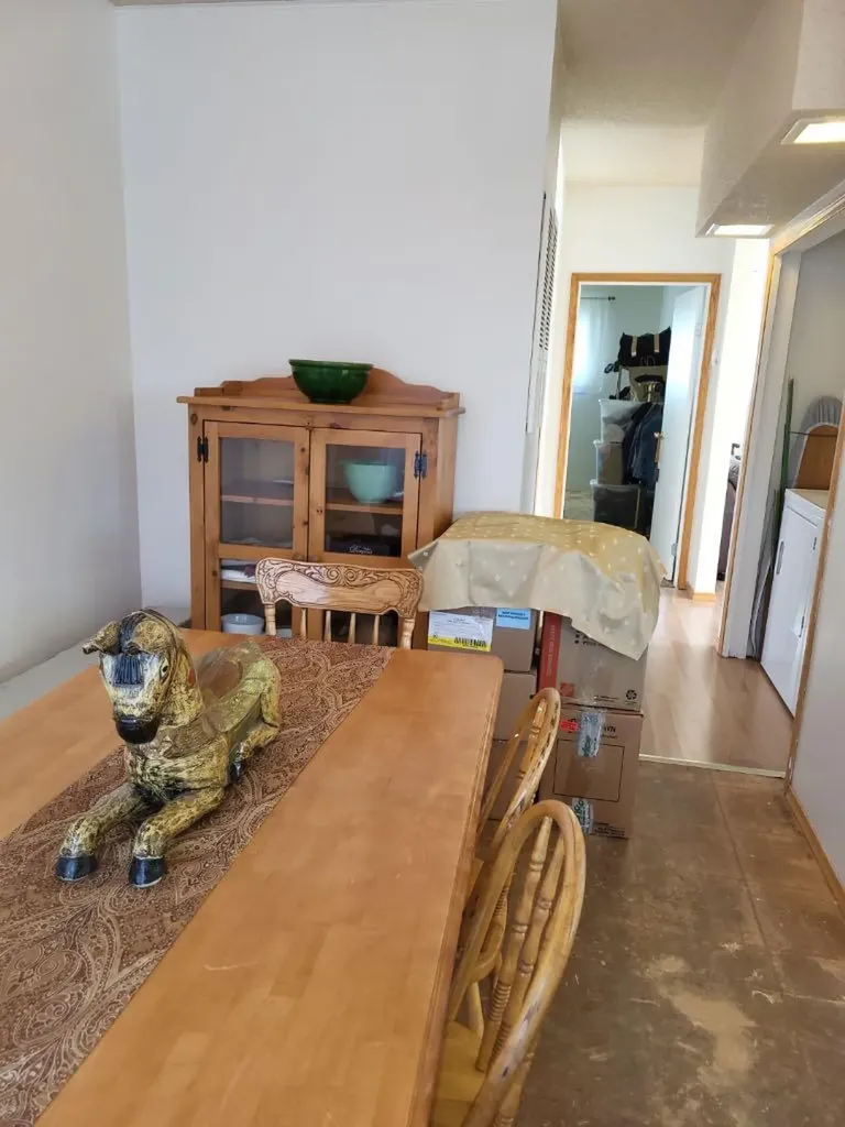 301 1st Avenue N Coutts AB T0K 0N0