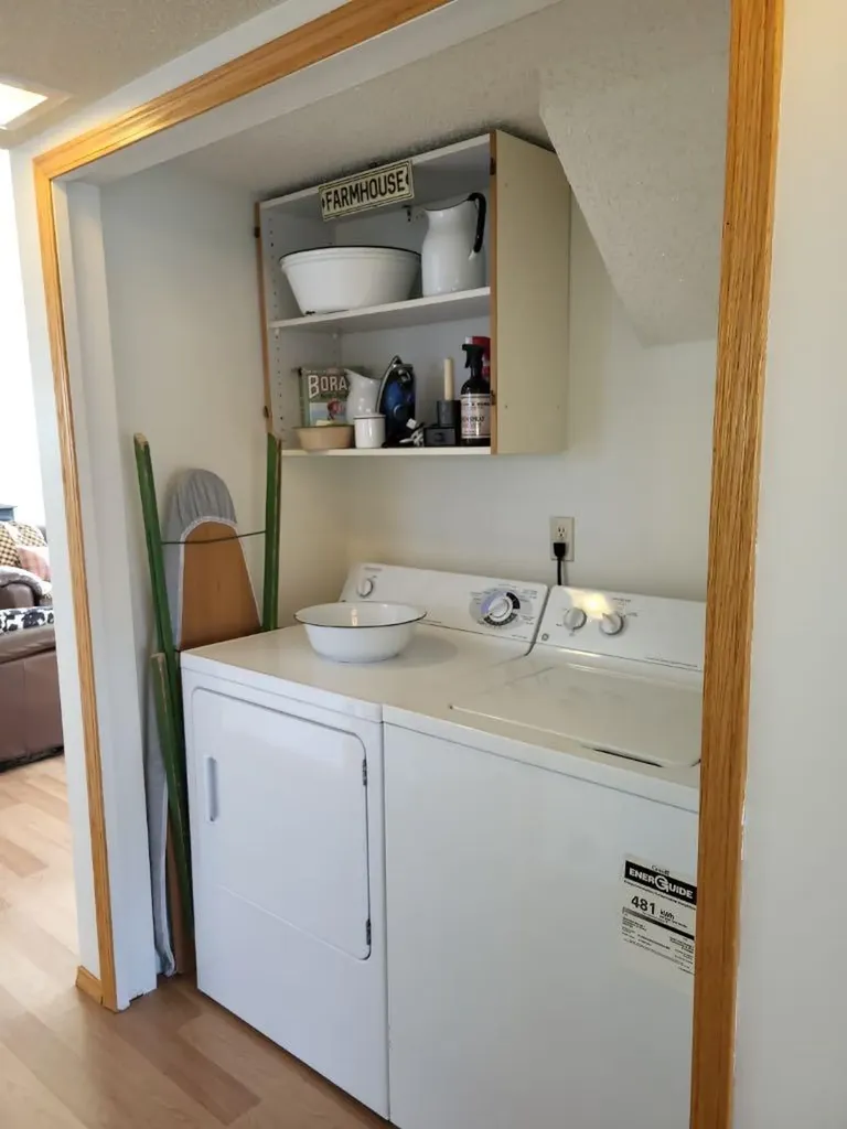 301 1st Avenue N Coutts AB T0K 0N0