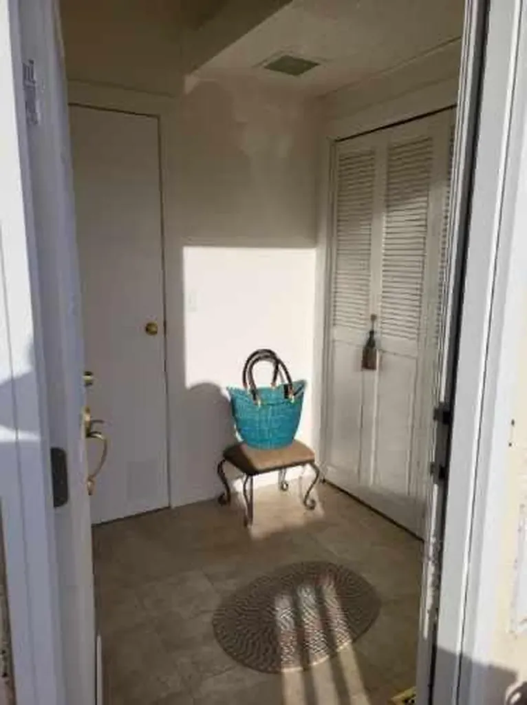 301 1st Avenue N Coutts AB T0K 0N0