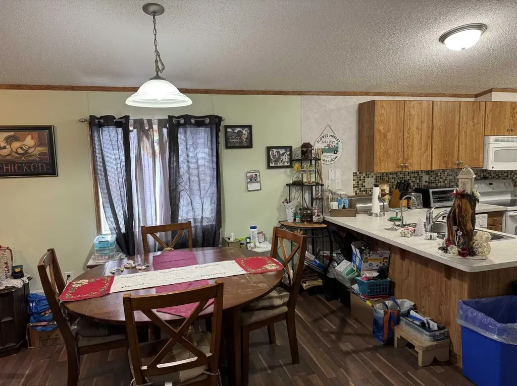 5702 51 Street Edgerton AB T0B 1K0