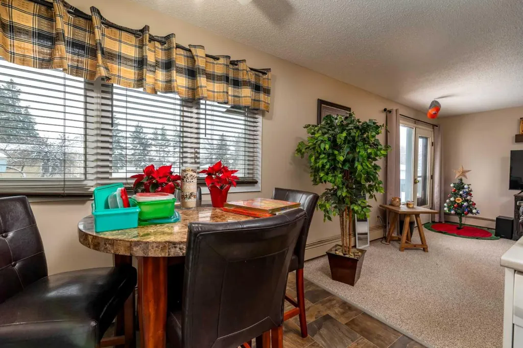 5502 49 Avenue Lloydminster SK S0M 0V4