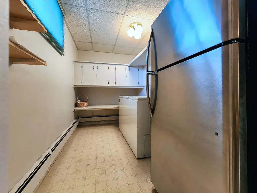 112 43 Avenue W Claresholm AB T0L0T0