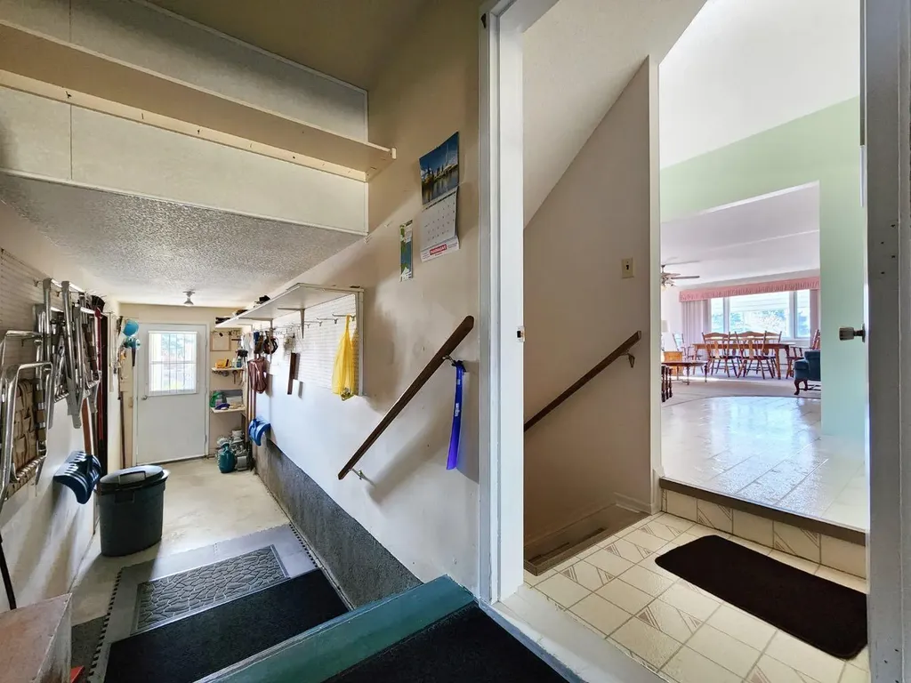 112 43 Avenue W Claresholm AB T0L0T0