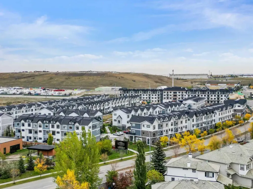 255 Les Jardins Park SE Calgary AB T2C 5V3