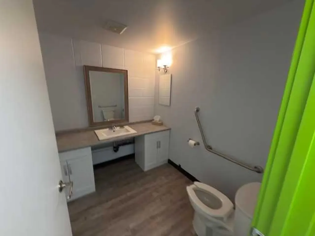 5529 3 Avenue Edson AB T7E1L6