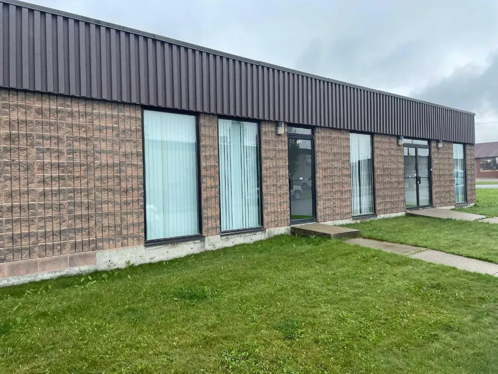 5529 3 Avenue Edson AB T7E1L6