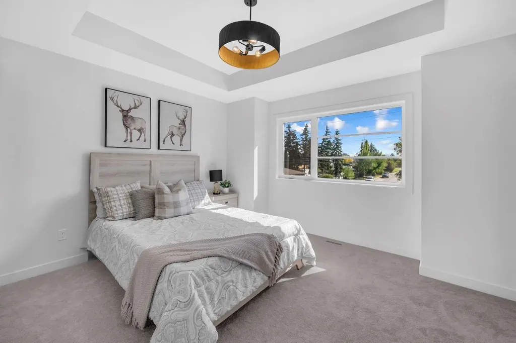 1846 24 Avenue NW Calgary AB T2M3T6