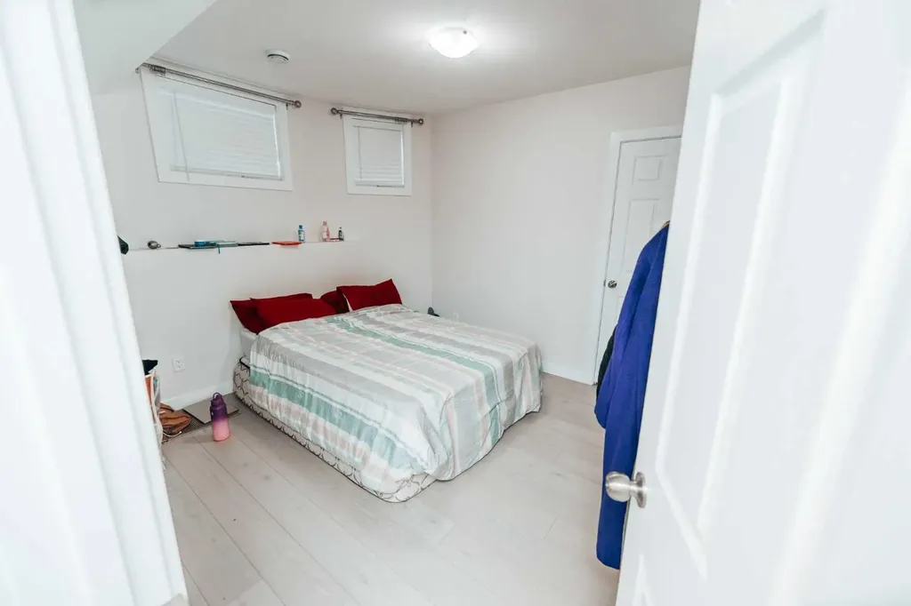 114 15 Street N Lethbridge AB T1H 2X4