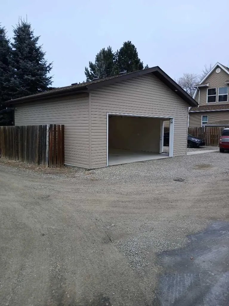 114 15 Street N Lethbridge AB T1H 2X4