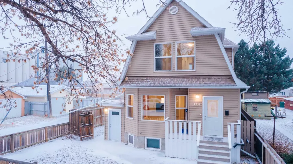 114 15 Street N Lethbridge AB T1H 2X4