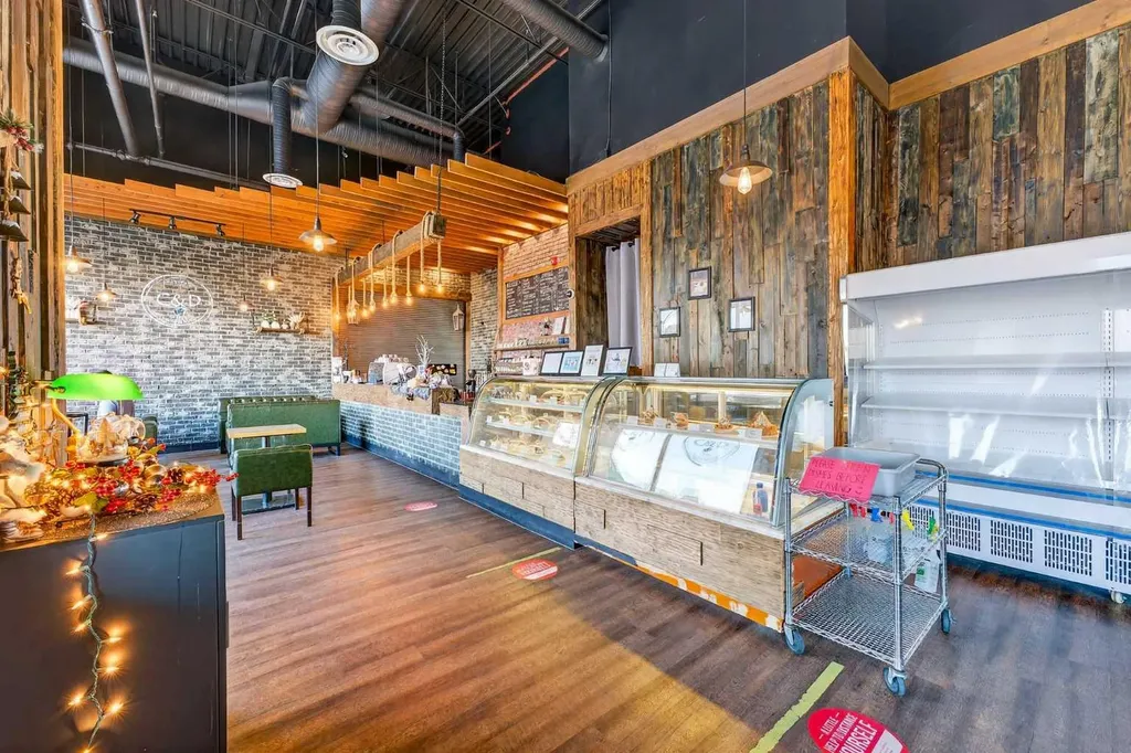 8278 175 Street NW Edmonton AB T5T1V1