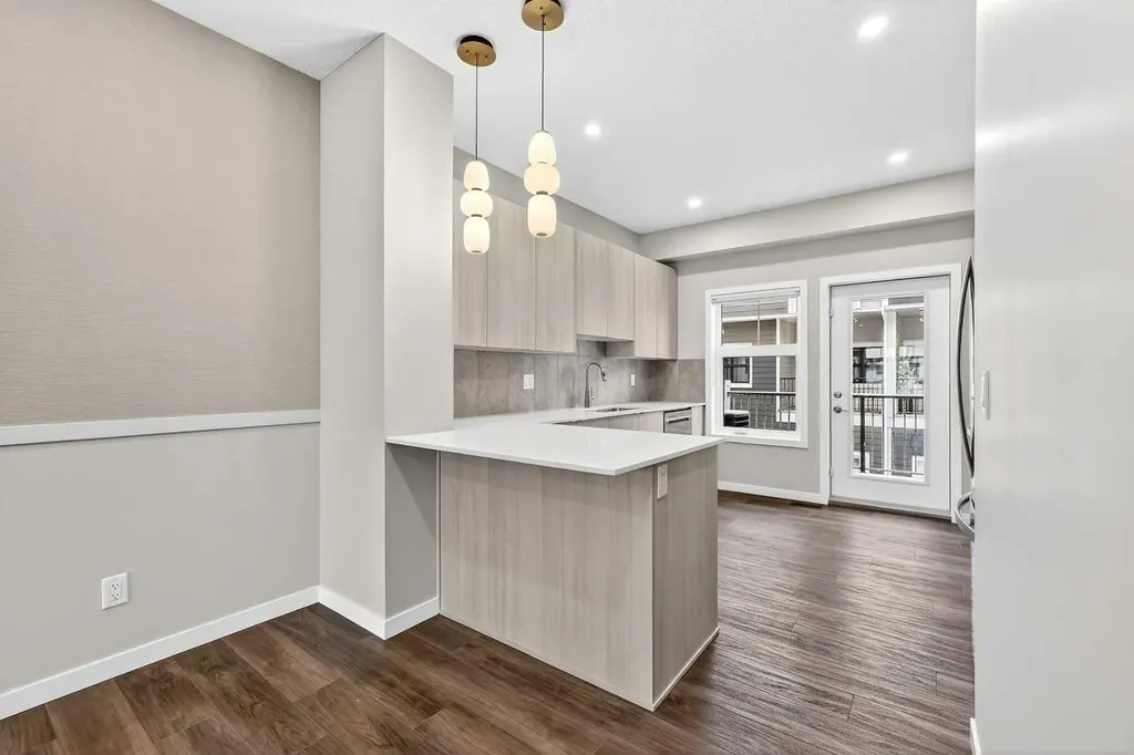 589 Mahogany Road SE Calgary AB T3M 3Y3
