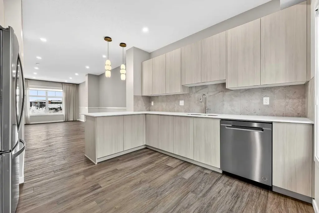 589 Mahogany Road SE Calgary AB T3M 3Y3