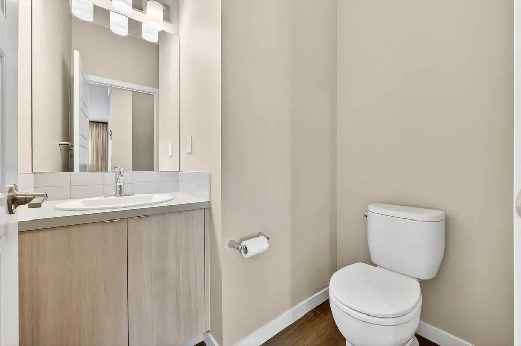 589 Mahogany Road SE Calgary AB T3M 3Y3