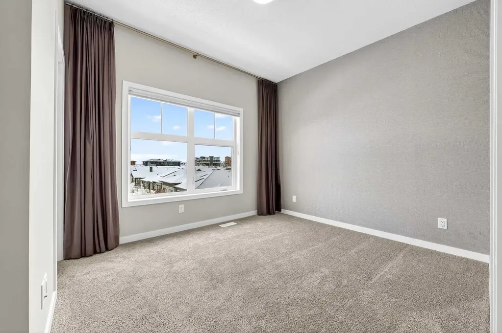 589 Mahogany Road SE Calgary AB T3M 3Y3